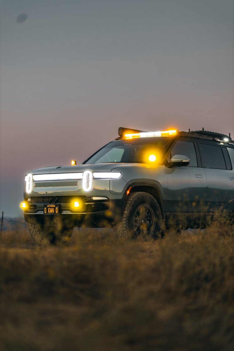 omg_tesla's tweet image. Now Live on YouTube! Share some love!
HOW WE FIT 35” @FalkenTire ON A RIVIAN!
youtu.be/GEyMRELnIrE