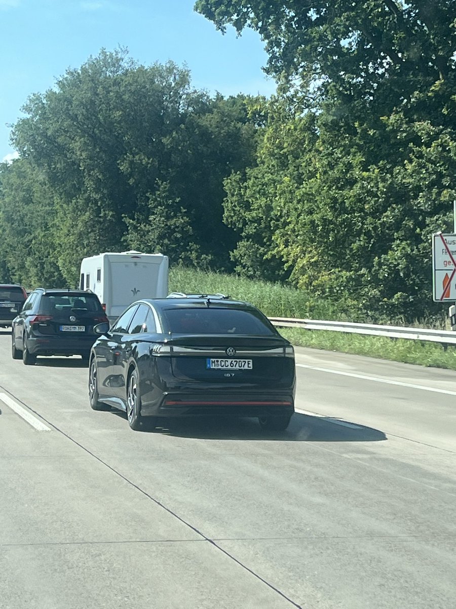 Car Salesman (@wormwoodmotorco) on Twitter photo Me gusta, es grave? Me gusta, es grave?