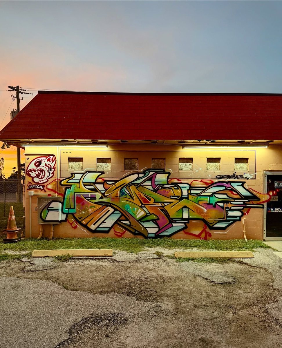BombingScience's tweet image. RIME @rime_msk
#rime #msk #graff #graffiti #letters #style #colors #spraypaint #bombingscience