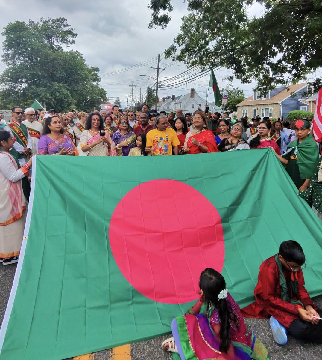 RepNellie's tweet image. Our vibrant district #NJ09 is home to one of our nation’s largest Bangladeshi American communities, a central part of New Jersey’s economic, social, and spiritual fabric. This weekend we celebrated them with a great Bangladeshi Parade and Festival in #Paterson 🇺🇸🇧🇩🇺🇸🇧🇩