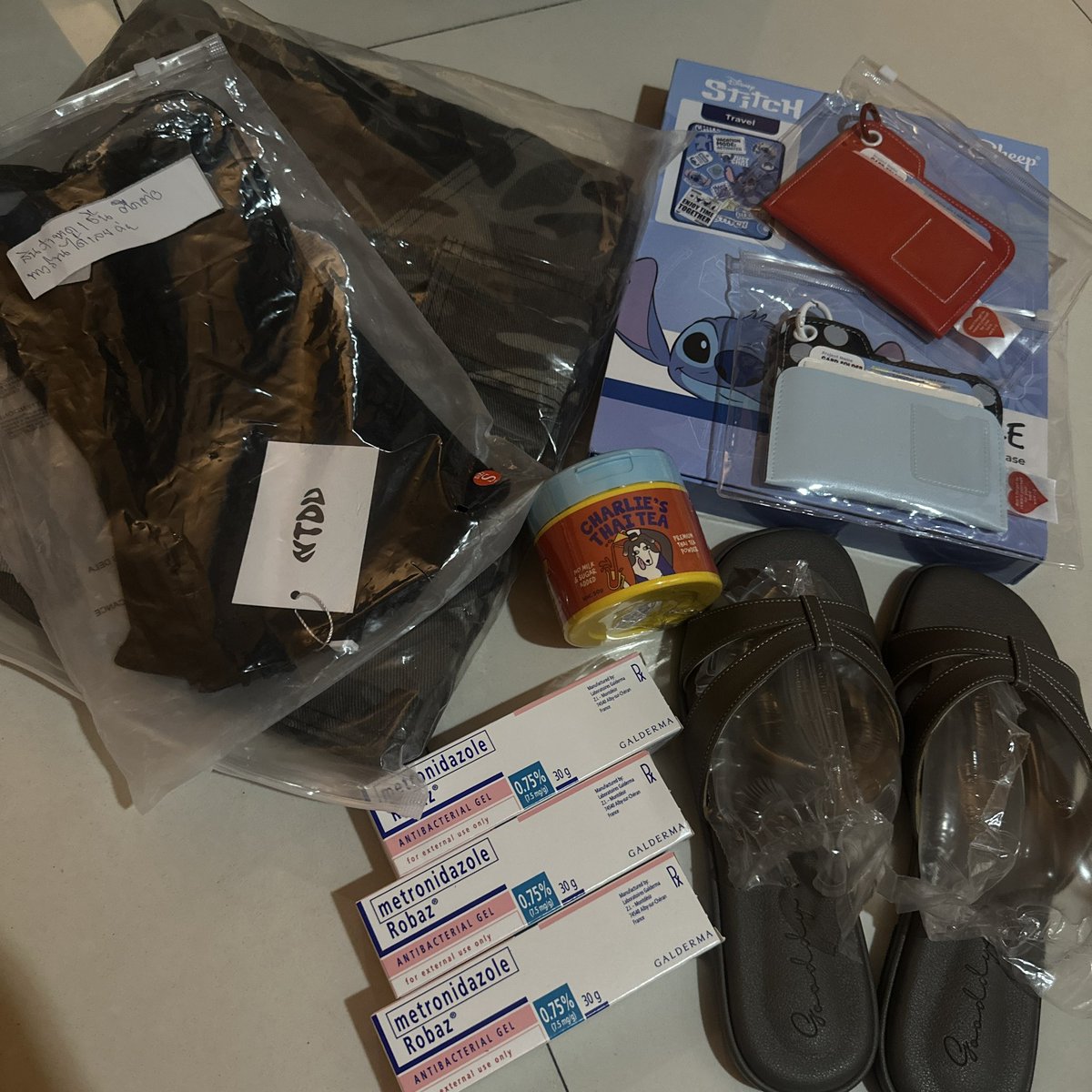 yeoljh's tweet photo. ꒰ #cloudates ꒱
♡ July 2025 BKK GOs

➜ Items have arrived in my Thai Address 🥹 Will update regarding the ETA of these items~ 😊

IN PHOTO: Special Requests Pasabuys
 
Thank you so much^^! https://t.co/aZNocSP9Du
