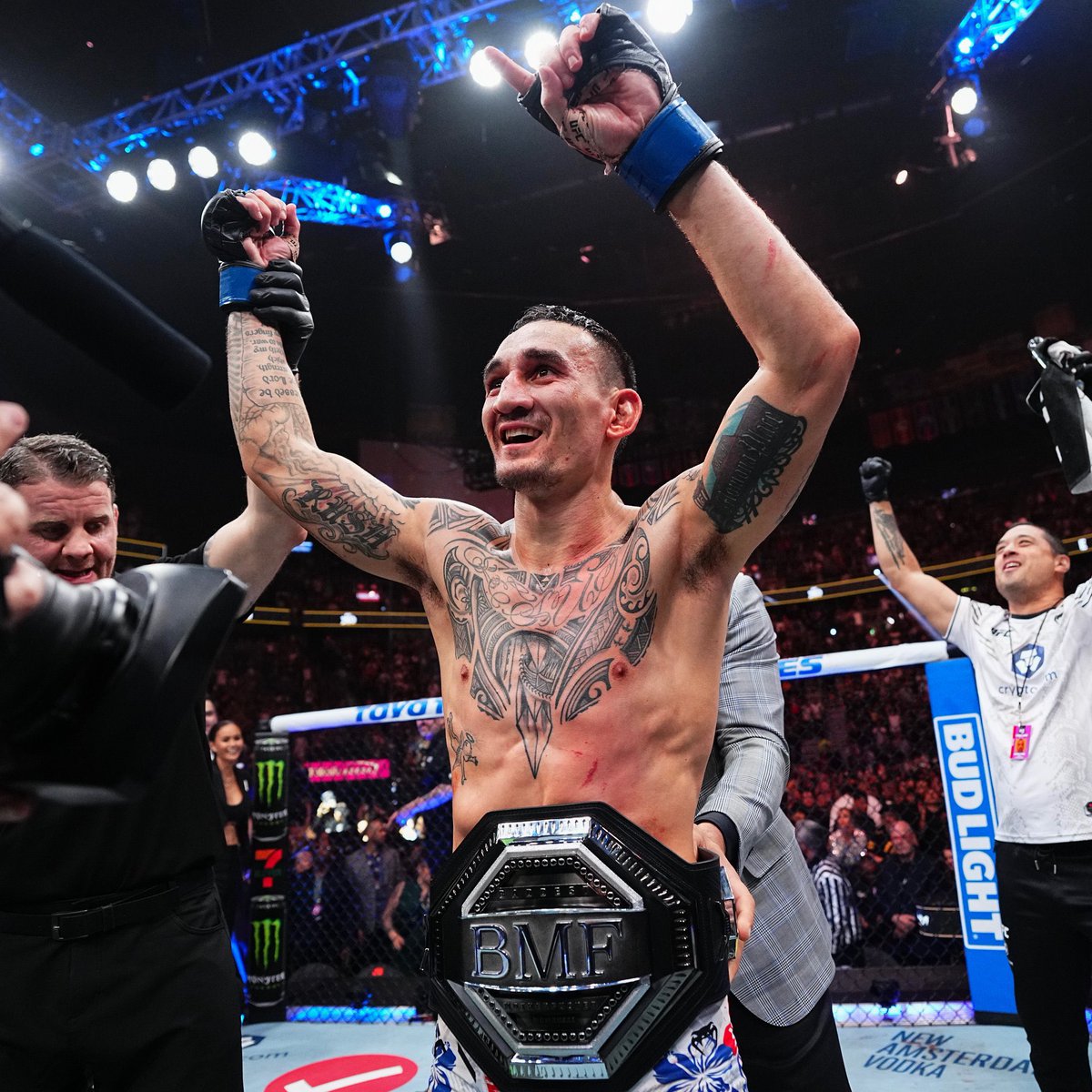 CotyMMA's tweet image. Who do you want Max Holloway to defend his BMF belt against next?