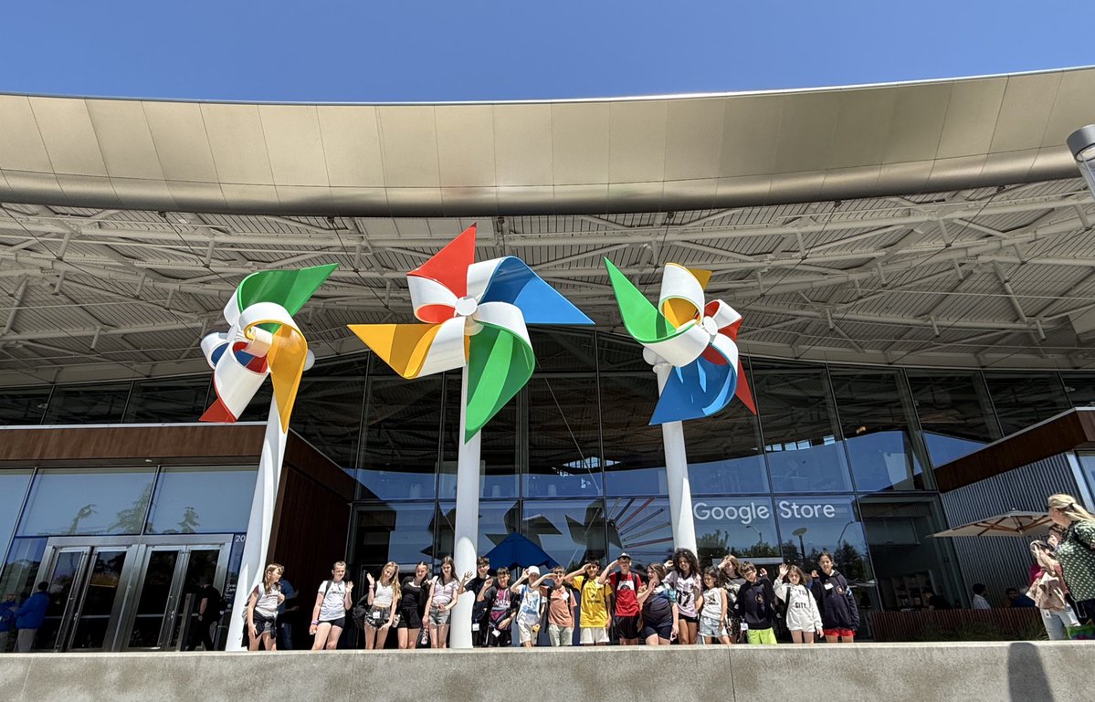 🌍 An amazing year of global learning at LEO 

In 2025, our pupils travelled to California &amp; Billund through the #TuringScheme - exploring innovation, culture &amp; global classrooms.

In 2026, we’re off to: 🇫🇮 🇸🇬 🇺🇸 🇩🇰

📩 Keen to partner or host? Let’s connect.

#WeAreLEO 🦁 🧡 ✈️