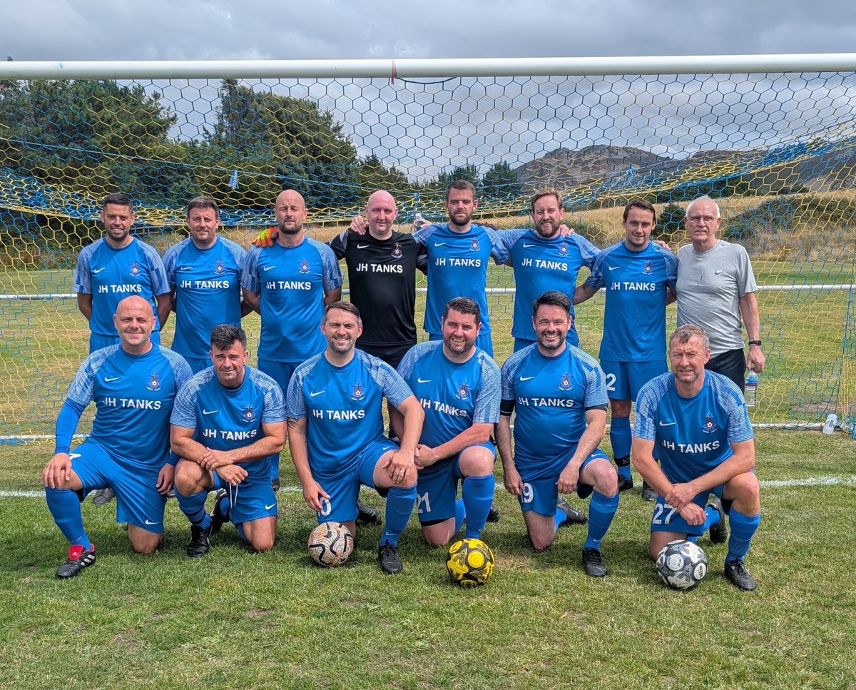 Bramley Moore Public House (@pubbramleymoore) on Twitter photo Congratulations to our lads <a href="/BramleyMooreFC/">Bramley Moore FC</a> bringing the Goodison Park Shield back home today. Congratulations to our lads <a href="/BramleyMooreFC/">Bramley Moore FC</a> bringing the Goodison Park Shield back home today.
