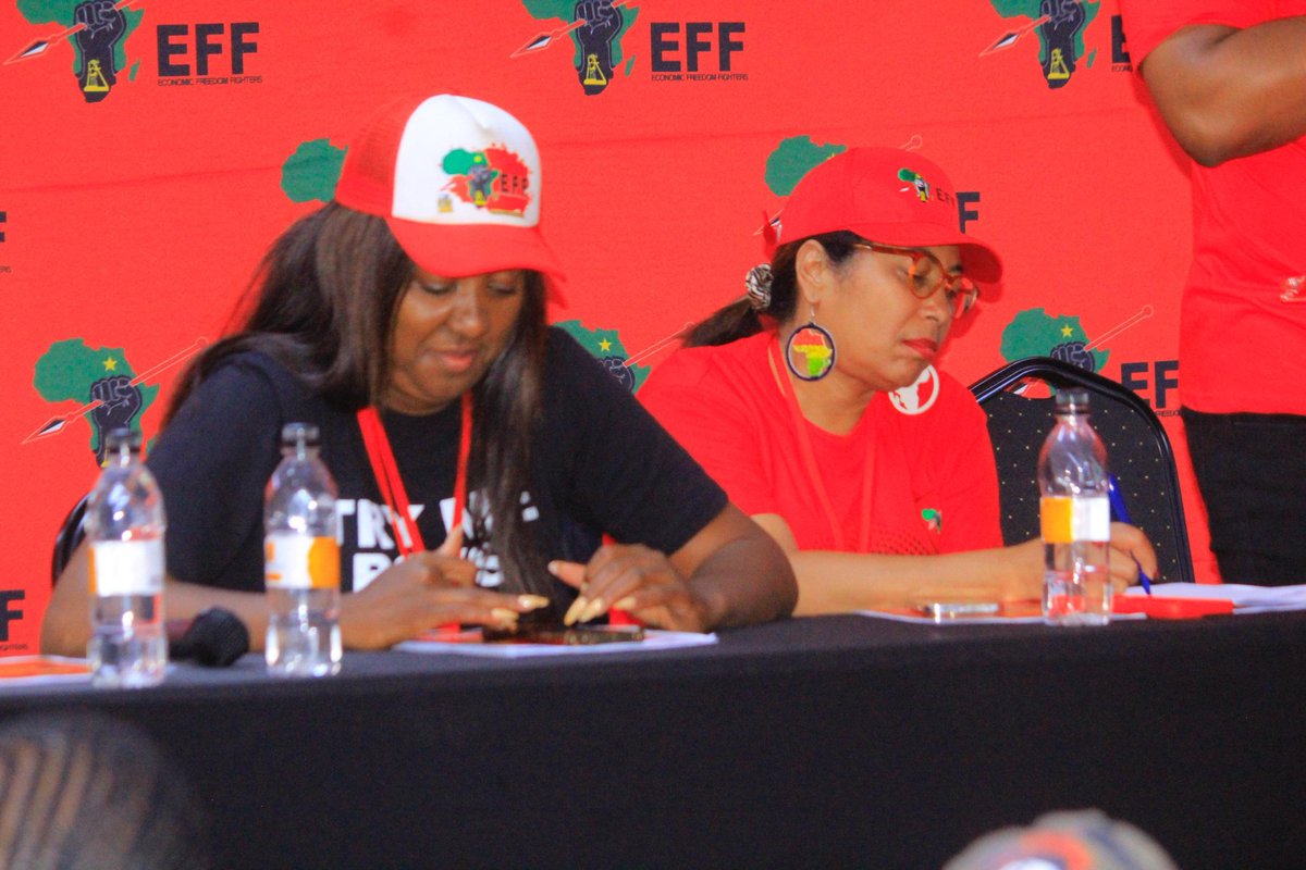 EFFGautengProv's tweet image. 🚨In Pictures🚨
Commissar Nkululeko Dunga, the Chairperson of the EFF in Gauteng at the EFF Tshwane SubRegion 1 SRPA, playing an active on role in building the organization, its structures, and membership.
It is through our hard work, unity of effort and thorough attention to…