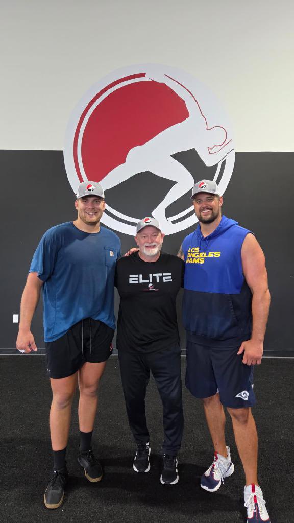 Brian Bott (@23botter) on Twitter photo Starting his 11th year
And
A Rookie
The BADGER OLINE brotherhood is as đź’Ş as it comes
<a href="/JackNelson755/">Jack Nelson</a>
<a href="/robhavenstein78/">Rob</a>
<a href="/BadgerFootball/">Wisconsin Football</a> Starting his 11th year
And
A Rookie
The BADGER OLINE brotherhood is as đź’Ş as it comes
<a href="/JackNelson755/">Jack Nelson</a>
<a href="/robhavenstein78/">Rob</a>
<a href="/BadgerFootball/">Wisconsin Football</a>