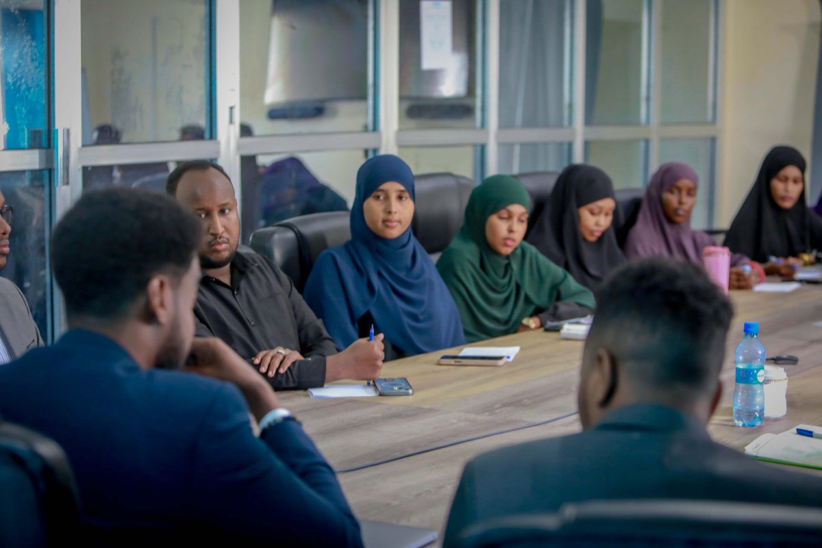 NHPCSomalia's tweet image. Dr. @MMCaddow, Secretary-General of the National Health Professionals Council (NHPC), met with office staff today to review current tasks and discuss strategies to accelerate and enhance their implementation.

#NHPC #RegulatingHealthProfessionals #ProtectingThePublic