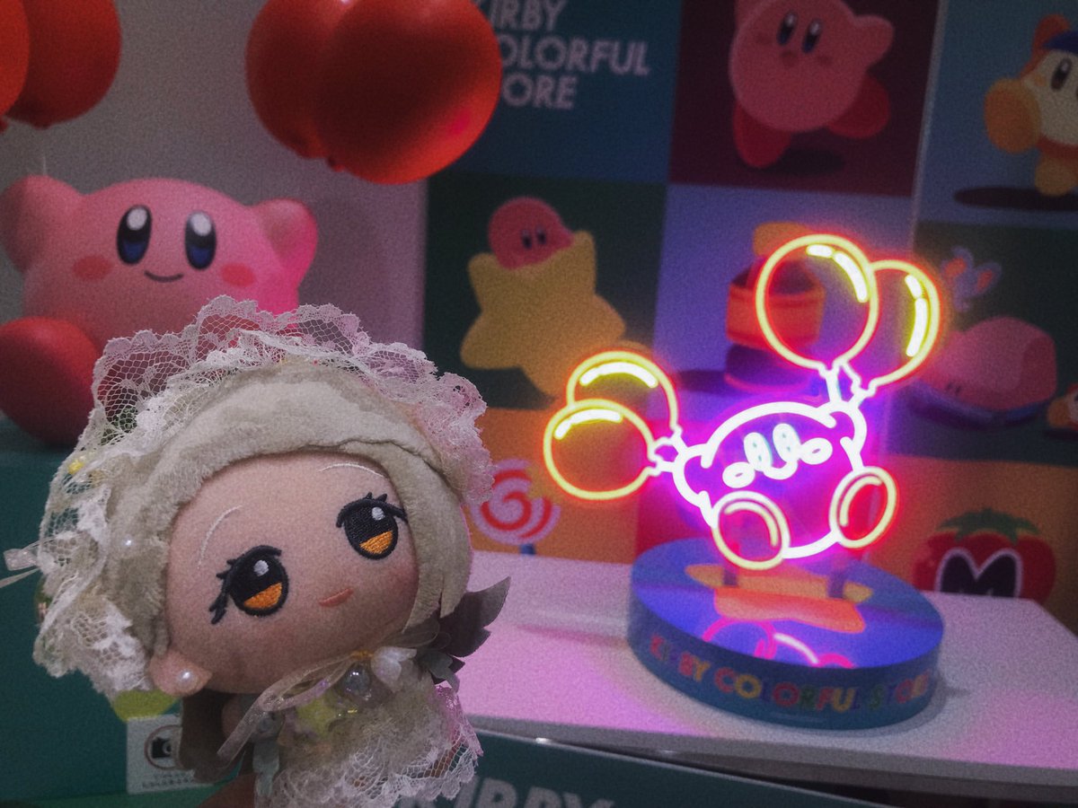 b_shin0's tweet image. こちら、ぬい活のお写真🎈