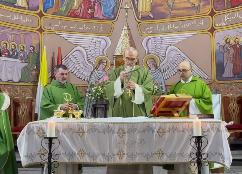 MLJHaynes's tweet image. Cardinal Pizzaballa at Holy Family Church today promises to try to end the war:
“You are not forgotten. You are in the hearts of all Churches and Christians of the world.
When I get back to Jerusalem, I can assure you that we will do all what is
possible to stop this senseless…