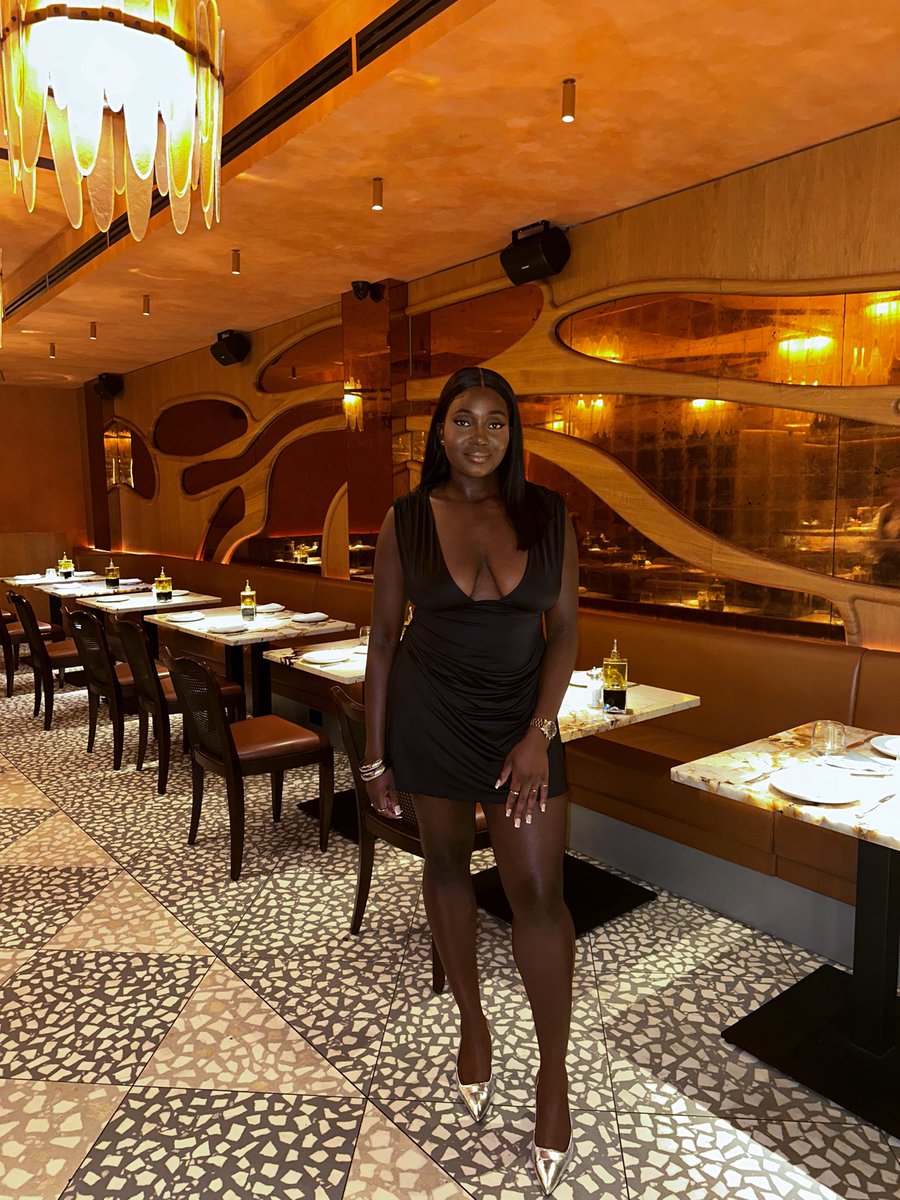 _annatx's tweet photo. 25🦋 https://t.co/4WnBUYTBtK