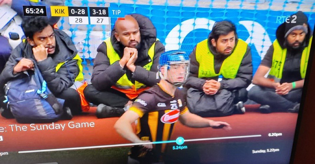 real_eire's tweet image. Modern day Ireland.
Irishmen doing the work for free while foreigners get paid to sit and watch.