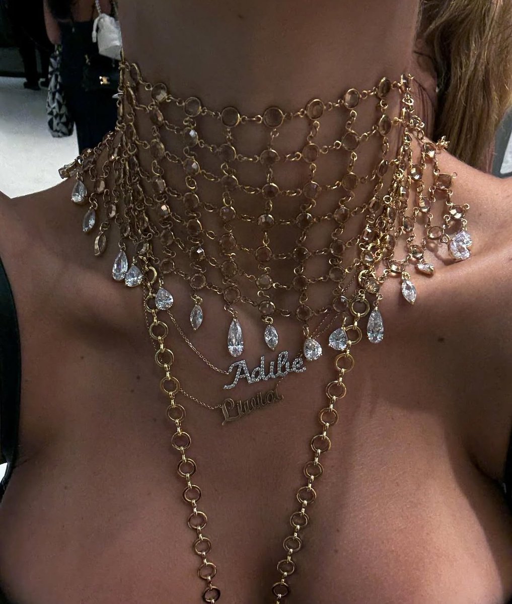 badestoutfit's tweet image. accessories from jéblanc by jeniece blanchett worn by livia nunes