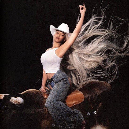 music__data's tweet image. Beyoncé and Shaboozey's "SWEET ★ HONEY ★ BUCKIIN" has now sold over 500,000 units in the US.
