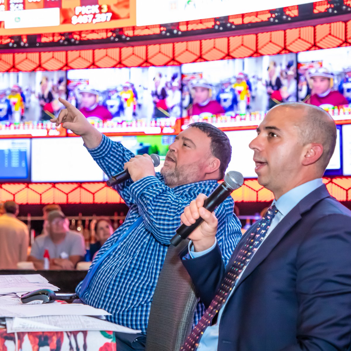 MoheganSun's tweet image. This is your day at the races! Join us & celebrate Race Players Appreciation Day at Mohegan Sun FanDuel Sportsbook on July 26th. Come for the Grade II $500,000 Jim Dandy Stakes presented by Mohegan Sun — stay for the free doughnuts, $1 food & drink specials, guest handicappers…