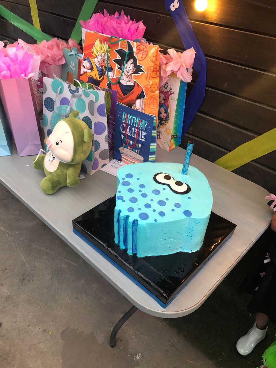 GuzmanGreNas's tweet image. Sera que el experto en foamstars,el gato favorito de los niños latinoamericanos @Dazaev le de su bendicion a la fiesta de mi hija?