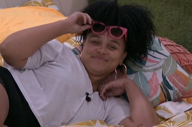 moremichonne's tweet image. Rachel doing a cam talk just to talk shit about Keanu that’s my sister for real #bb27