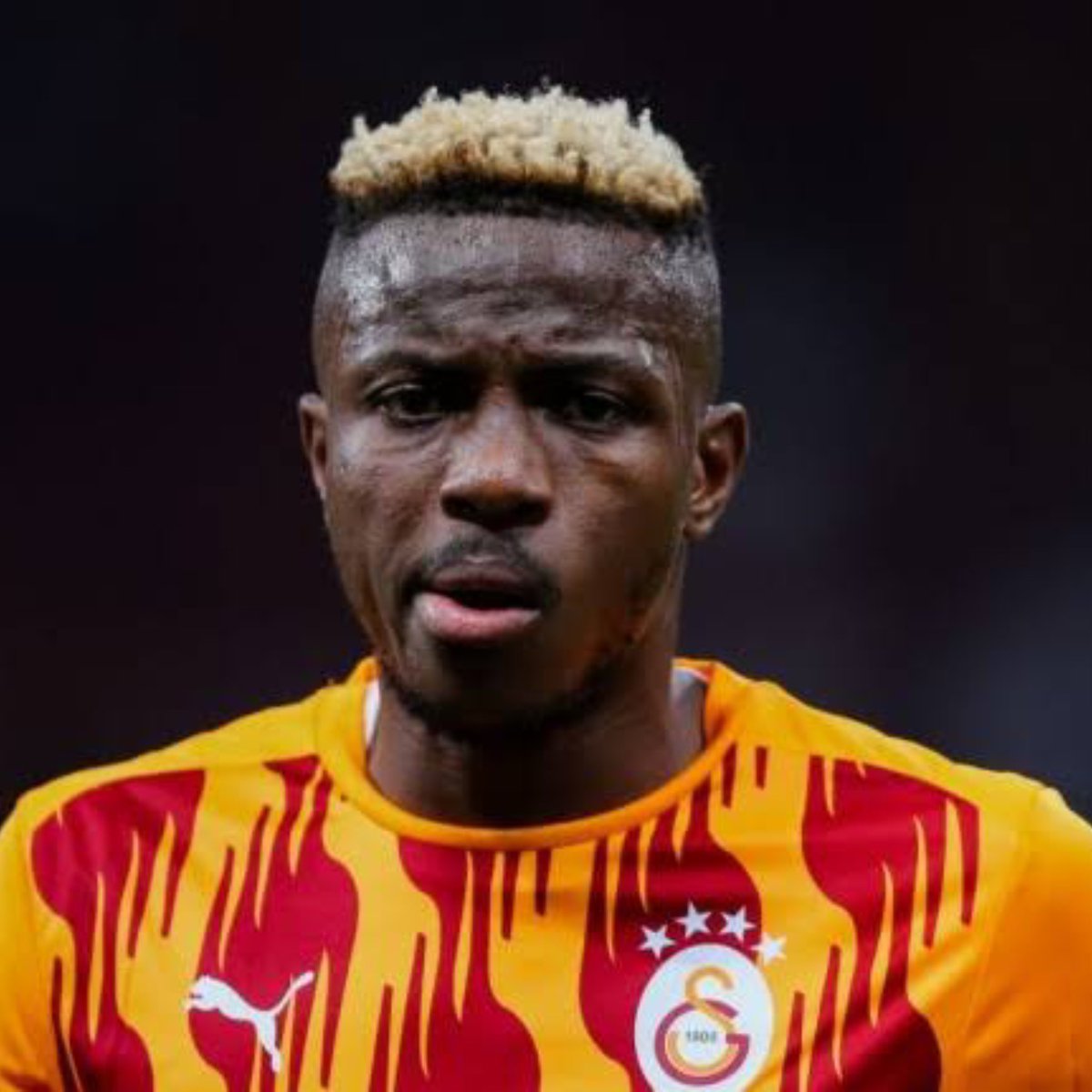 SaracogluSports's tweet image. 🚨Saffet Sancaklı:

"Victor Osimhen'e 75 milyon Euro veremezsin arkadaş. Bu sponsorlar kim, nereden geliyor bunlar? Onlara da bakmak lazım. Türkiye Cumhuriyeti Devleti bakar, izler ve gereğini de yapacaktır."