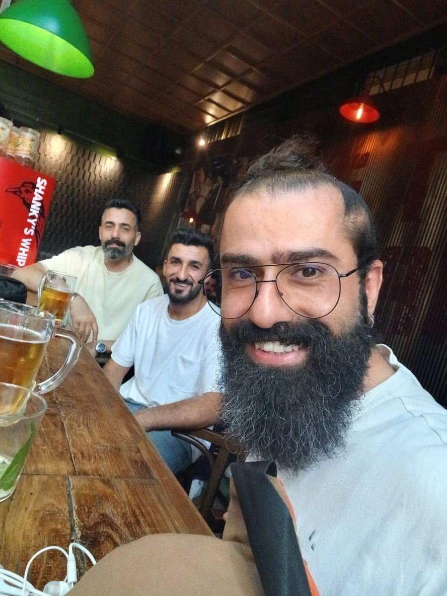 YurtseverBrs's tweet image. Başarısız organizasyon dan kareler 😂 @elbakvan123 @Yurtsever12Ufuk