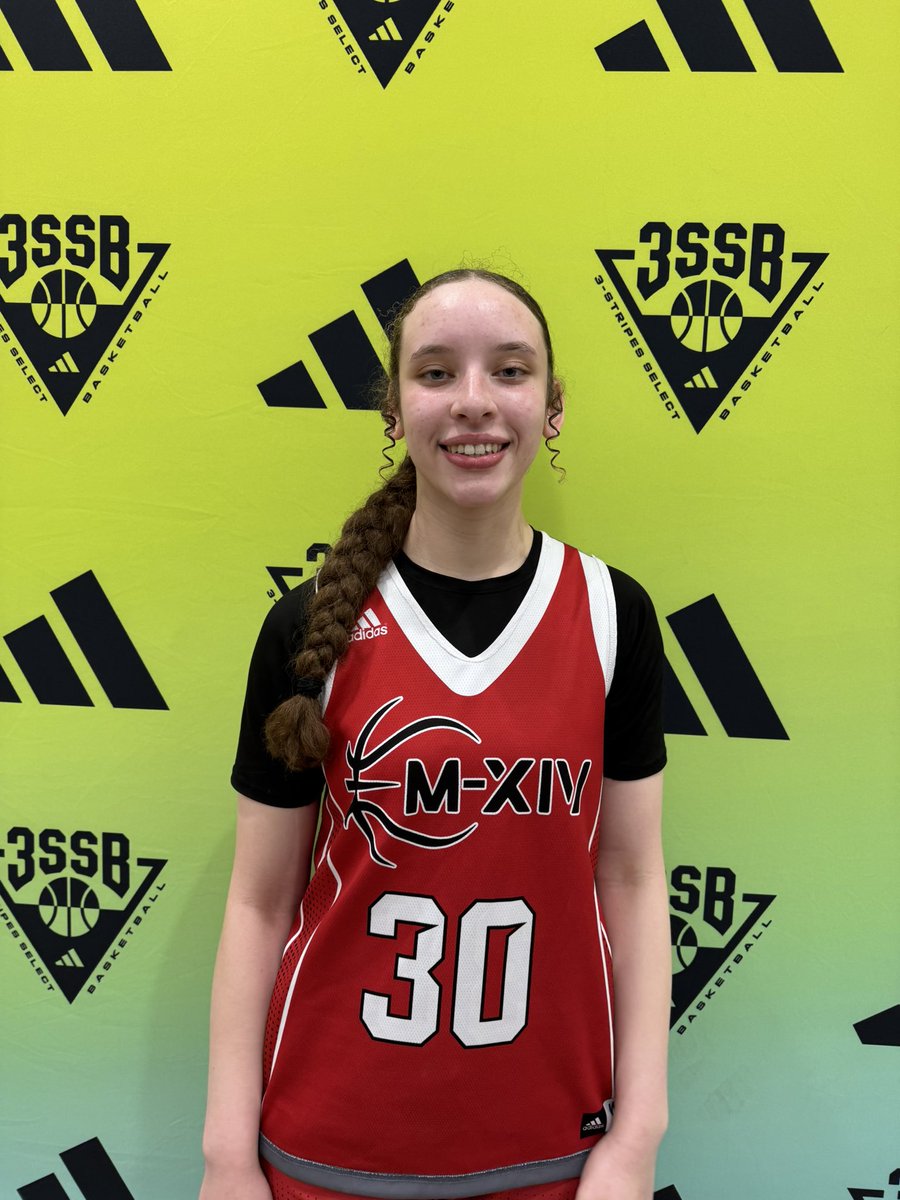 M14Hoops_Girls's tweet image. 16U 3SSB win over Mikel Brown Jr 3SSB 63-57. #Repthe14
2028 6’0 Brooklyn Schilb 19pts 6rbds
2028 5’7 Kathlyn Bainbridge 15pts
2027 6’2 Ava Johnson 9pts 6rbds
2027 5’11 Abby Dulinsky 8pts
@BrooklynSchilb
@kathlynbain10
@AvaWavy30
@abbydulinsky25
@PGHByron
@JrAllStarBB…
