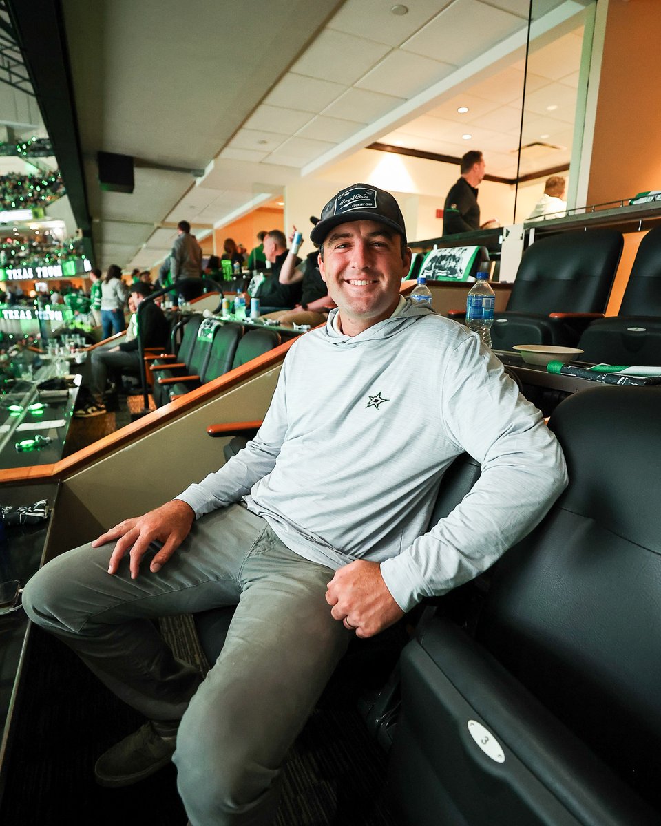 DallasStars's tweet image. No doubt– he's done it again. 🏌️♂️
Congratulations to our friend, Scottie Scheffler, on winning #TheOpen and adding another Major to his collection! 🏆