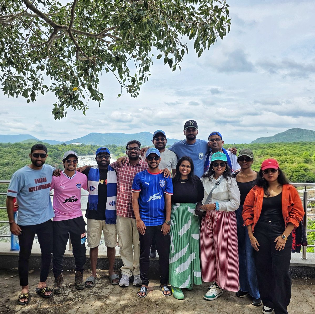 What better day than the club's 12th foundation year to come together with the <a href="/bengalurufc/">Bengaluru FC</a> fam💙

Thanks to BFC for making us meet such beautiful people 🙌 Always grateful ❤️

#WeAreBFC