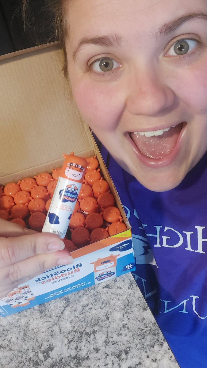 Ms. Toth tweet media