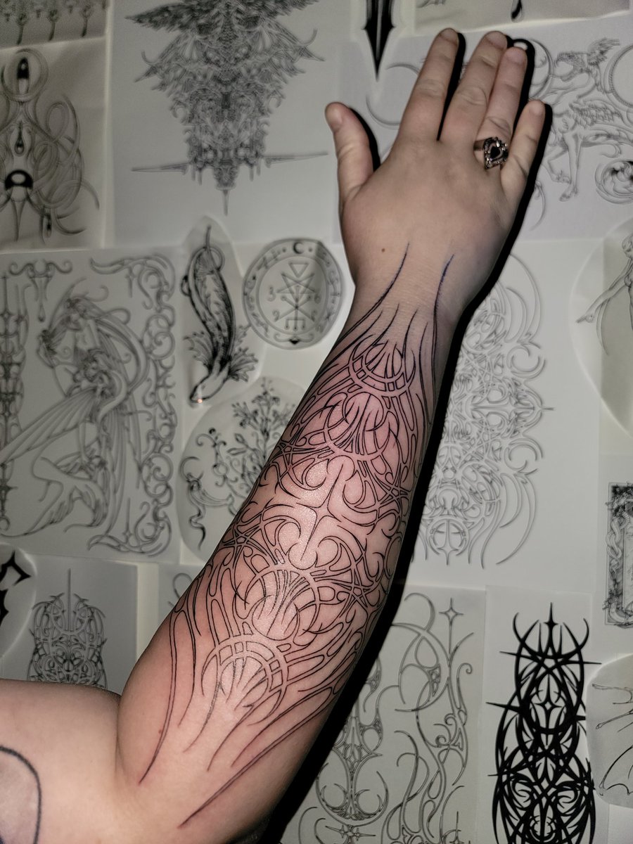 zurastral's tweet image. Celestial sigil armour for Aurora ♡
#celestialsigilism #sigilism