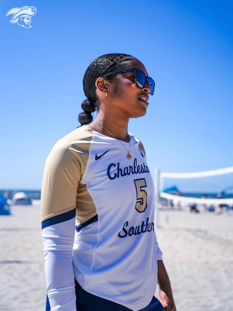 csubucs_vb's tweet image. 𝙒𝙝𝙞𝙩𝙚 like the sand.

#DayByDay | #BucStrong