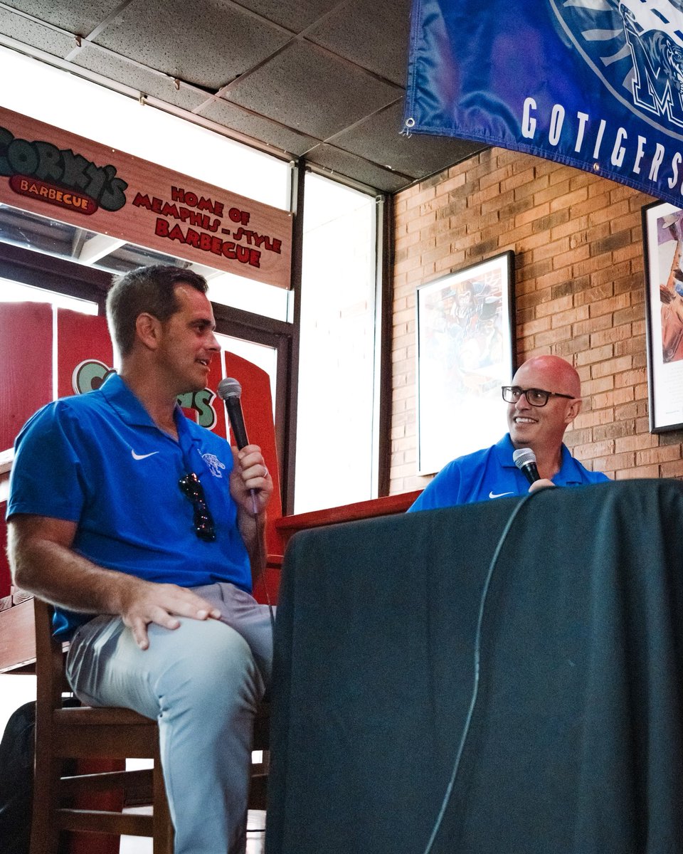 TigersAthletics's tweet image. Tigers on Tour: Nashville Edition ๐ค
Shoutout to everyone who showed up to Corkyโs in Brentwood yesterday! We loved seeing Memphis blue in the Music City โ๏ธ