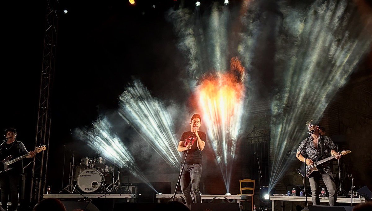 Quiero agradecer de corazón a 𝗡𝘂𝗺𝗮𝗻𝗰𝗶𝗮 𝗱𝗲 𝗹𝗮 𝗦𝗮𝗴𝗿𝗮 por recibirme con tanto cariño y hacer posible un concierto tan especial. 

Cada persona que estuvo allí hizo que la noche fuera única y llena de emoción 🤗