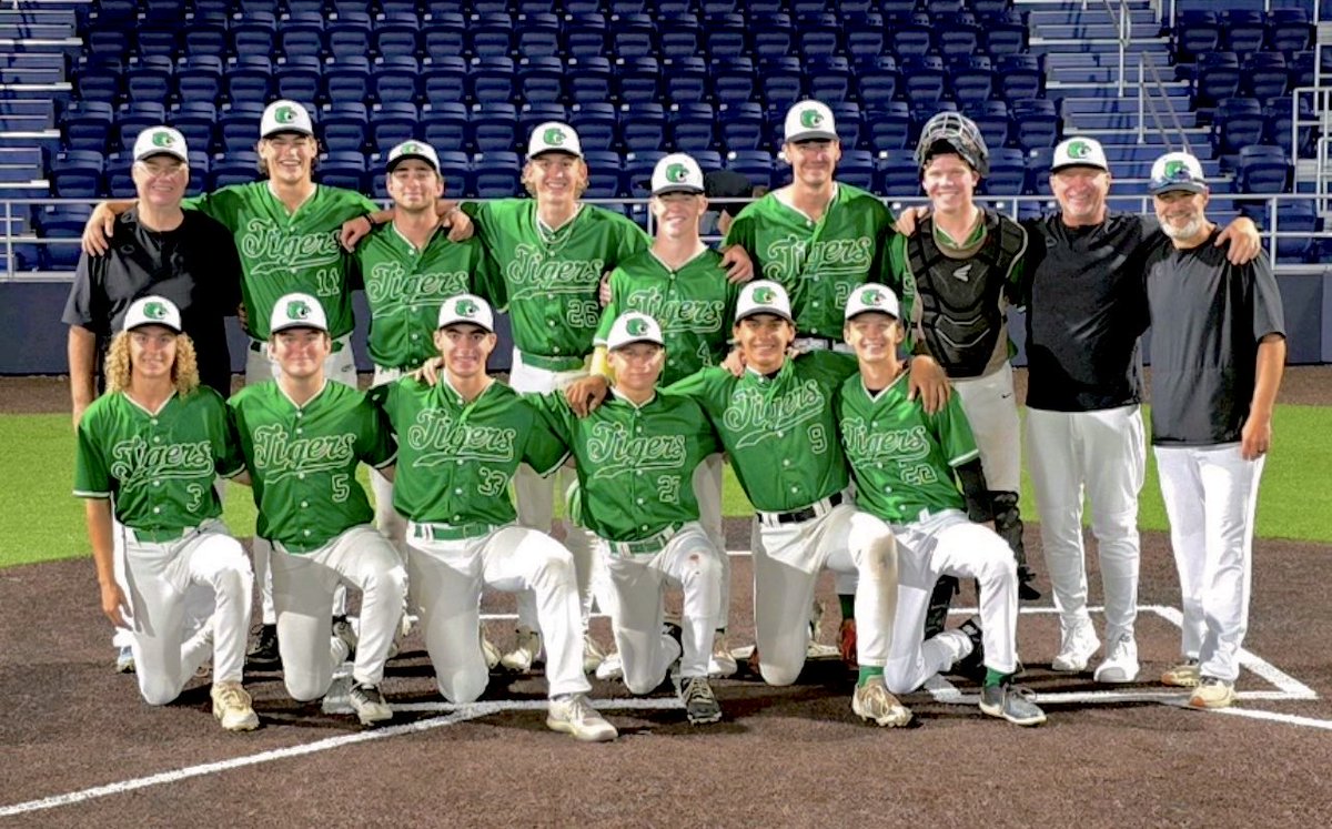 17DTE25 🍀🐅⚾️💪 S/O MattSandles, MotorCityClassic, HillsdaleCollege. Enjoyed the gig! BestOfBest elite teams frm 🇺🇸 🇨🇦 topTier collegiate fields, scouting— blessed/honored to hv DTE Baseball invited to this prestigious event ea summer! <a href="/MCCScout_/">MCCScout_</a> ⁦<a href="/MotorCityTourn/">Motor City Classic Baseball Tournament</a>⁩