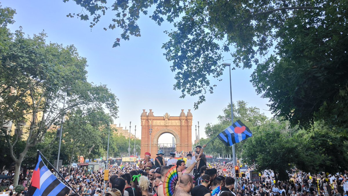 Orgull al <a href="/PrideBarcelona/">PRIDE Barcelona</a> 🏳️‍⚧️🏳️‍🌈