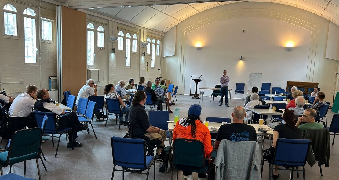 DavidPintoD's tweet image. Today I held another of my local community townhall events-‘Tea with your MP’-this time in Mill Hill, to hear from residents and to discuss concrete actions we can take to address your priorities. It was an incredibly productive conversation and I’m grateful to everyone who…