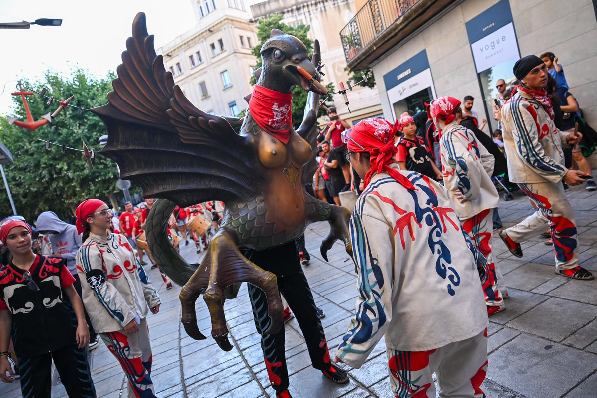 Les Santes Mataró tweet media
