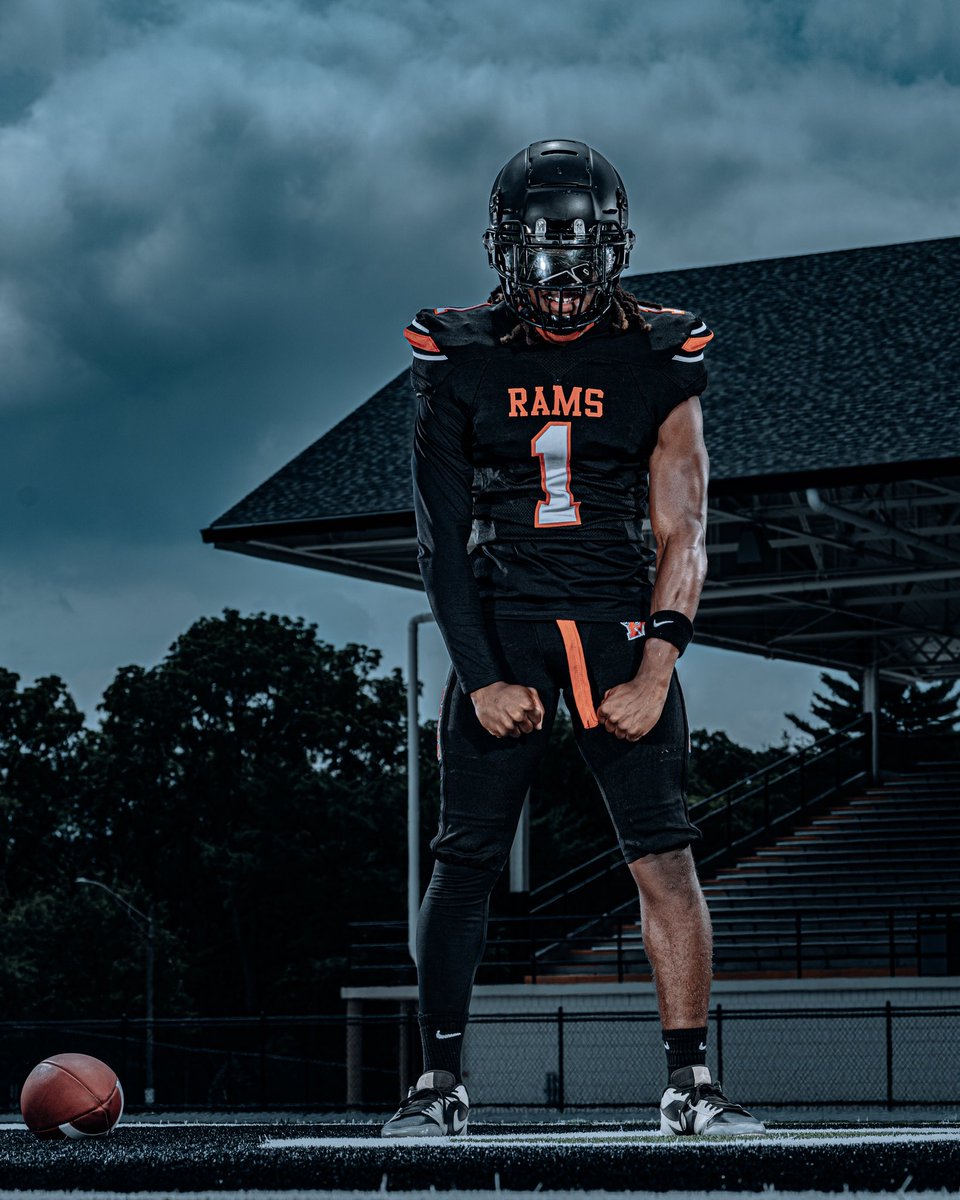 Manual Rams Football (@ramsfootball309) on Twitter photo 