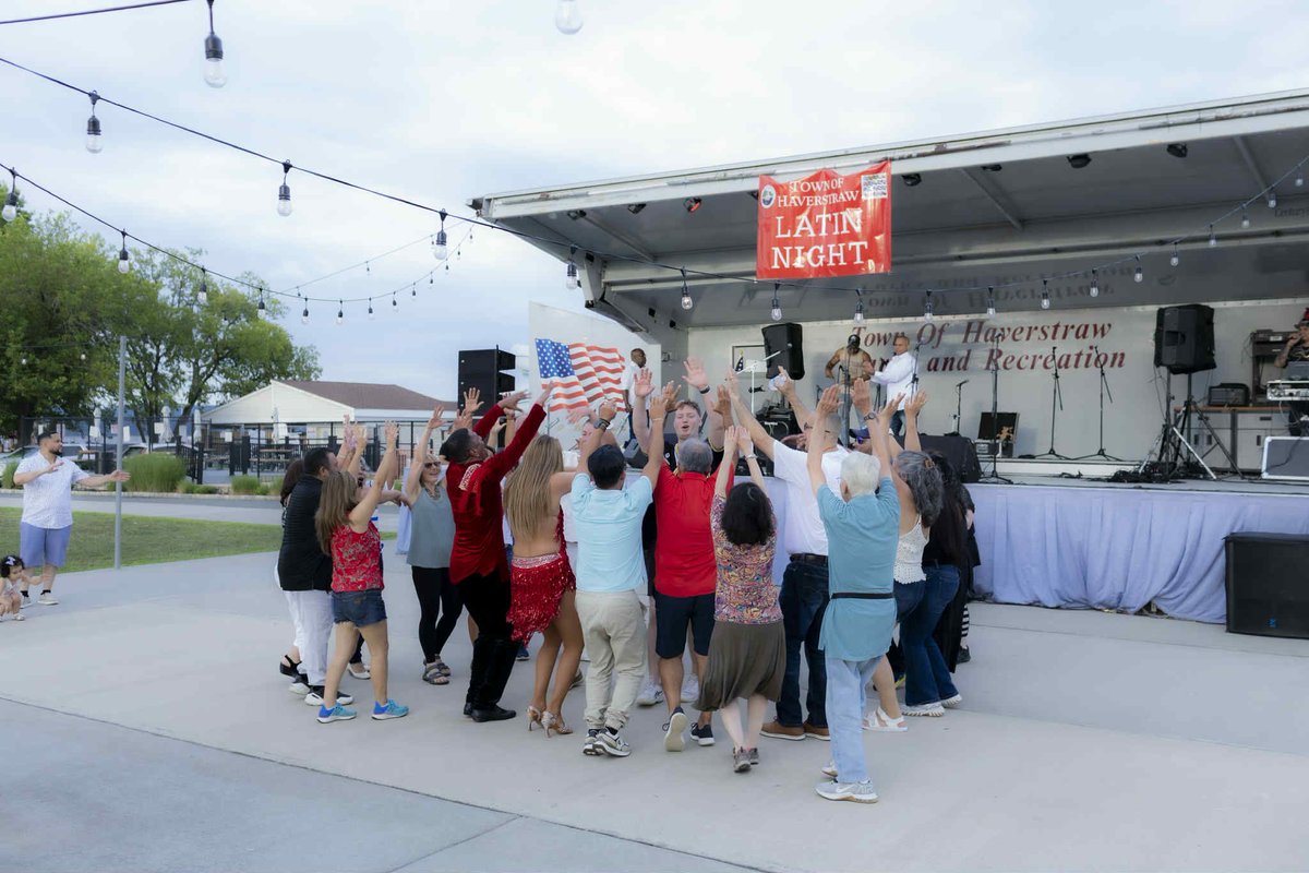 MarkSvensson's tweet image. What an amazing time at the Town of Haverstraw’s 6th Annual Latin Night. It was an evening filled with music, dancing and great company of friends. A big thank you to Supervisor Howard Phillips, Deputy Supervisor Cancel, Councilmen Johnny Ortiz and Ralph Kirschkel, and everyone…