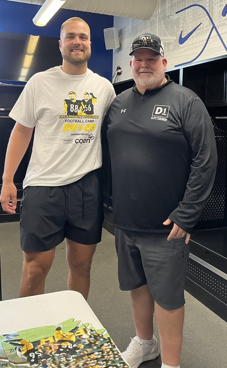 It is awesome getting a chance to spend some time with one of my ALL TIME favorite guys. Love this guy!! #88 #MUUUUTH