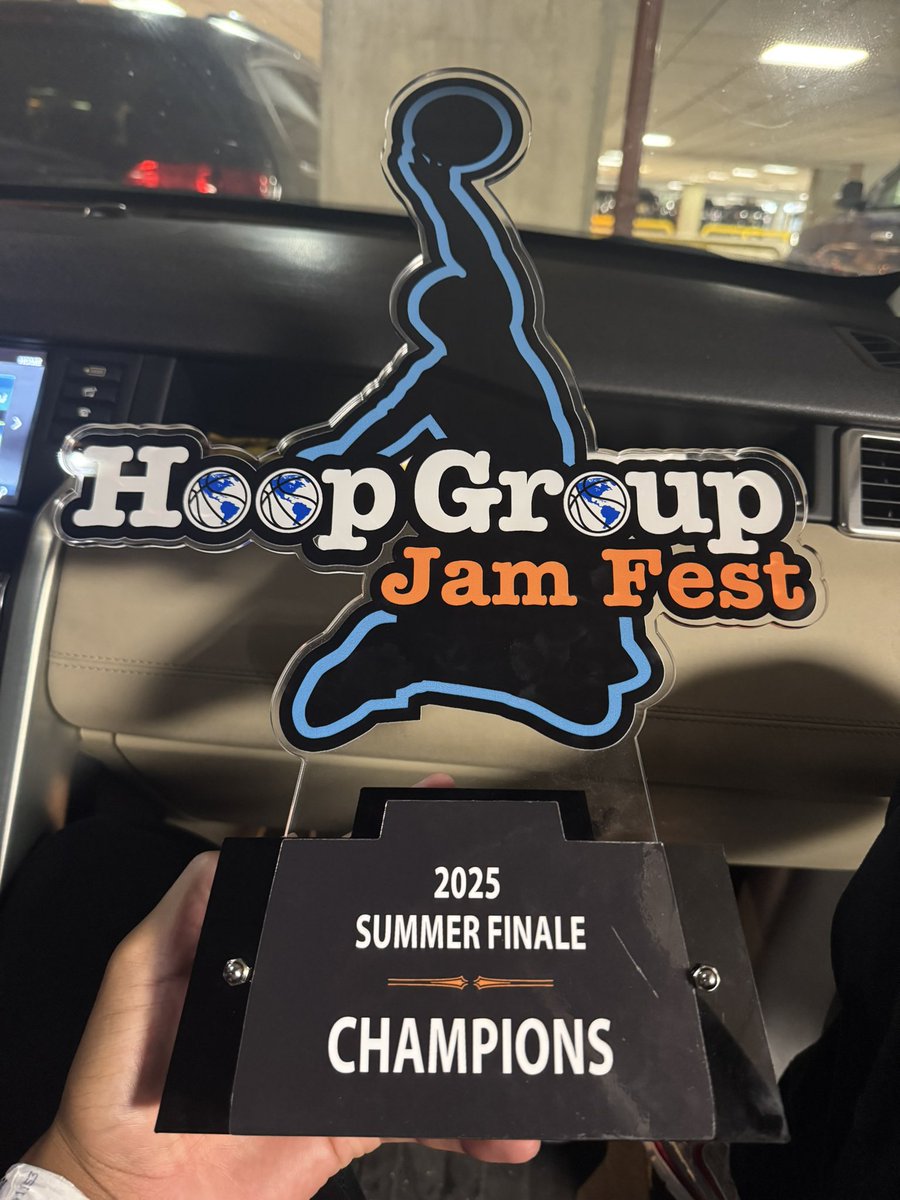 Coach Andre (@builtbycoachdre) on Twitter photo Got the job done!! So Proud of my boys!! Great season all around, glad i was able to coach some hard working kids that love the game and enjoy the process of getting better! 🗽🗽🗽
<a href="/Craigboyy/">Coach Craig</a> Got the job done!! So Proud of my boys!! Great season all around, glad i was able to coach some hard working kids that love the game and enjoy the process of getting better! 🗽🗽🗽
<a href="/Craigboyy/">Coach Craig</a>