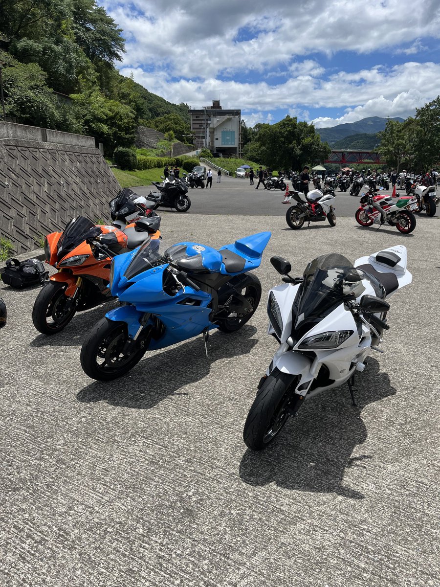 yzf_2c0's tweet image. MTおつ〜
500キロ走った後に飲む酒は沁みた
あとバイクのシートより居酒屋のイスの方が柔らかかった