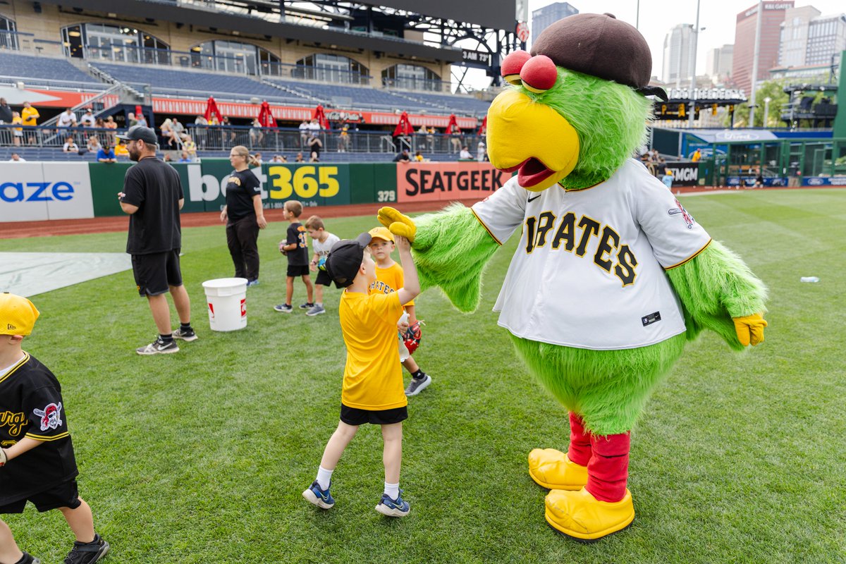 This morning, I got to be apart of on-field Sheetz clinics, where nearly 300 local <a href="/sheetz/">SHEETZ</a> Leagues and Special Olympics athletes took part in! I had so much fun and played some great baseball! 🫶