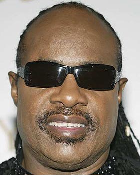 BeatlesPraise's tweet image. "Every time one of their records came out, I wanted to have it. I dug the writing, the effects they got. I just said ‘Why can’t I?’ I wanted to do something else, go other places. The Beatles made me feel I could do some of the ideas that I had."
--#StevieWonder…