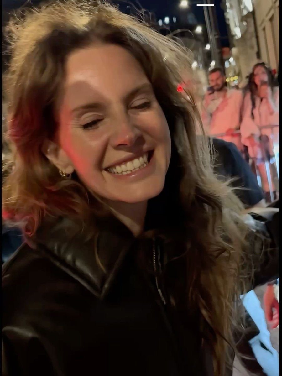 lana archives tweet media