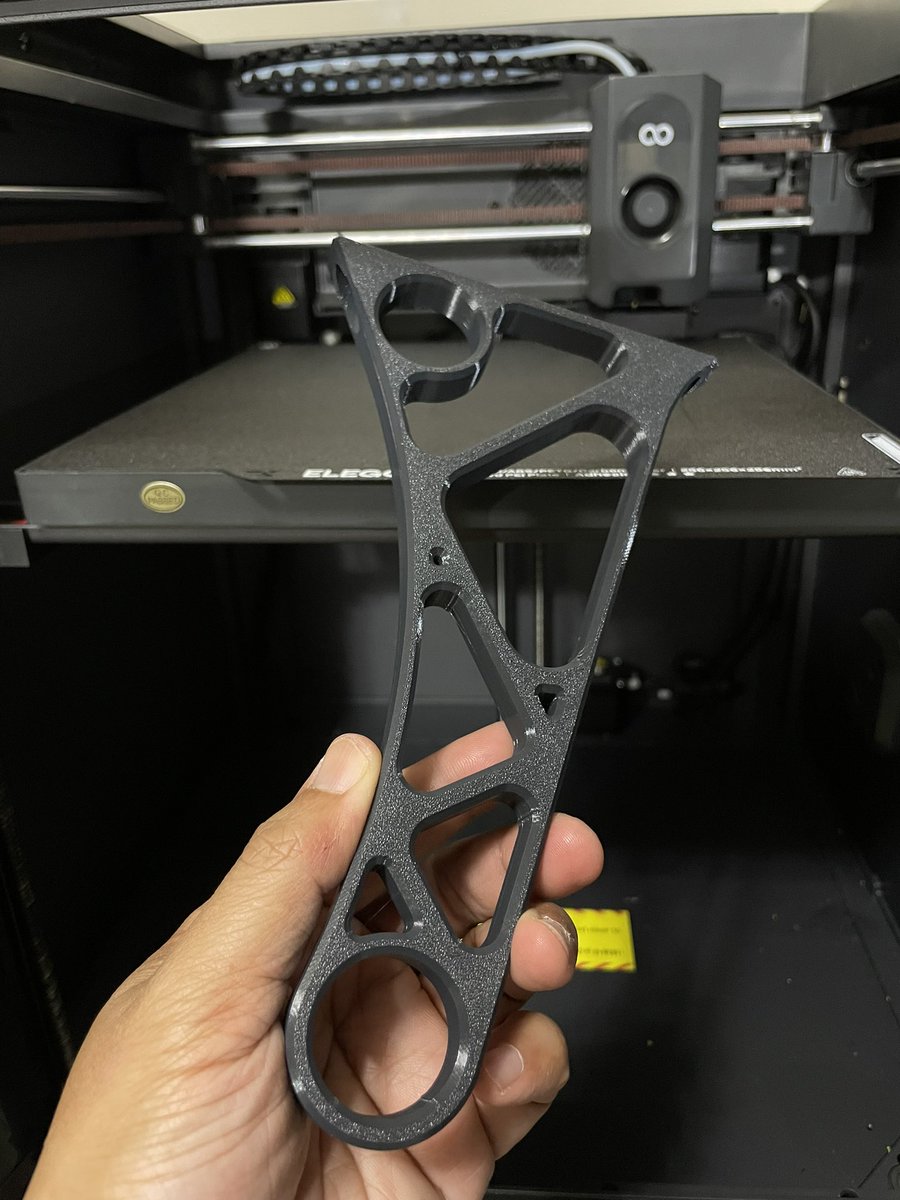 Davidsno's tweet image. So far, I really like printing with @3D_Fuel PCTG. These filament holders are about to help me be less of a sloppy geek and more of a tidy geek 😅✌🏽
And the @Elegoo_Official Centauri Carbon has been really easy to run and trouble shoot. 🍻✌🏽