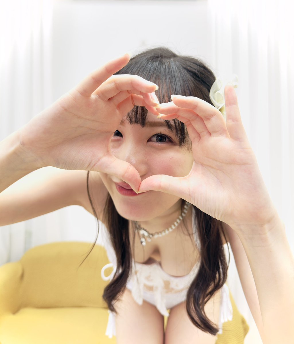這次劍大的一番賞主角*村上悠華*互動超棒、表情豐富、皮膚白皙、身材頂級，100分美人，下次一定要多參加活動😍😍

#村上悠華 
#murakamiyuka
#驚天一番賞 
#foraver女優商演經紀 
#村神駕臨

@murakami_yuka_
@chee828 https://t.co/3J2jbfmImW