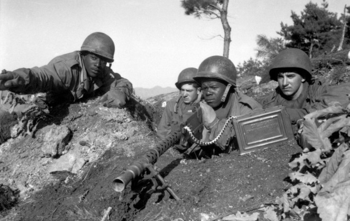 JMitchellNews's tweet image. #OnThisDay in 1950, African-American troops of the U.S. Army’s 24th Infantry Regiment began the 16-hour offensive that enabled them to recapture Yechon, South Korea. For the U.S. forces, it marked the first South Korean city restored to friendly hands.
Formed in 1869, the…