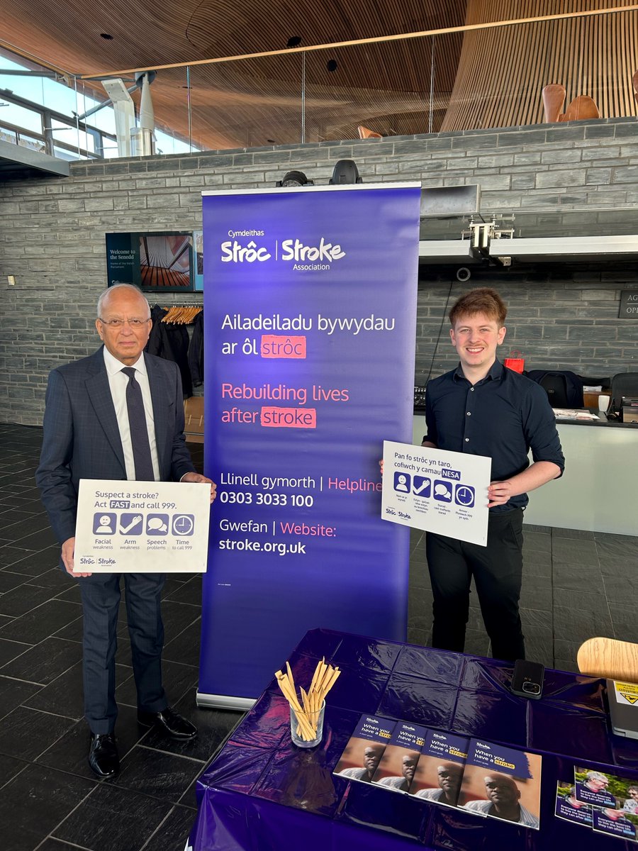 AltafHussainSWW's tweet image. 🚑 I&apos;m proudly Stroke CPG Chair. Wales&apos;s orange category changes are an improvement in helping stroke sufferers. However every second can count, stroke still needs more attention with progress painfully still slow, Wales needs national (regular) Act FAST public health campaigns!