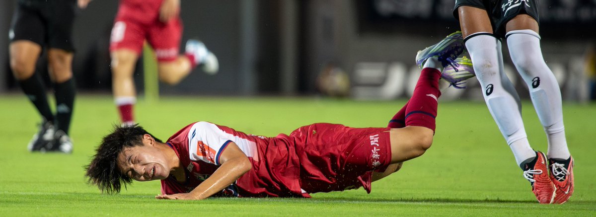 https://bsky.app/profile/lionelpiguet.bsky.social (@lionelpiguet) on Twitter photo Fagiano se casse les dents sur Vissel et enchaîne une deuxième défaite d’affilée tandis que Kobe prend la tête du classement.
Photo prise pour <a href="/JSoccerMagazine/">JSoccerMagazine/JSoccer.com</a> et JSoccer.com Fagiano se casse les dents sur Vissel et enchaîne une deuxième défaite d’affilée tandis que Kobe prend la tête du classement.
Photo prise pour <a href="/JSoccerMagazine/">JSoccerMagazine/JSoccer.com</a> et JSoccer.com