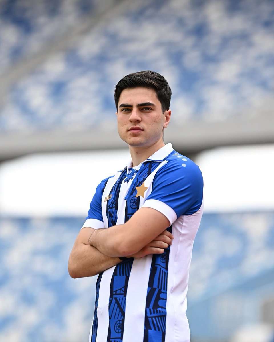 IrakliGior1706's tweet photo. Halid Doltmurziev joins Dinamo 🔵⚪️
The 18-year-old forward is a graduate of the Brugge academy and has played for Georgia's U17 (5 matches and 1 goal) and U19 (3 matches) national teams 👊✌️🇬🇪
#FCDT https://t.co/B95bRc6QZH