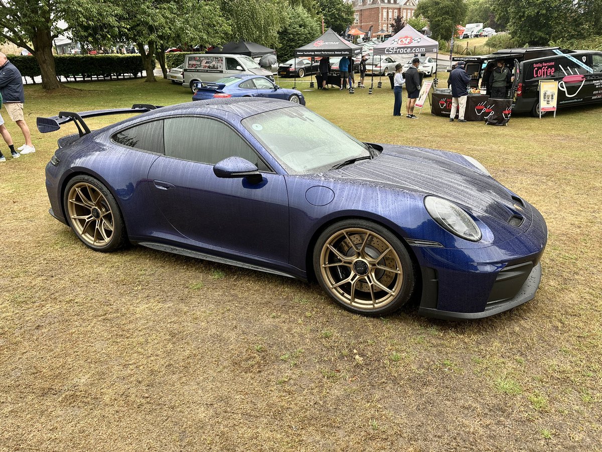 GPOnyx's tweet image. Porsche in the park earlier today.. great meeting up with many fellow car people.. RML P39 stunning…Mates new GT3 992.2 and a GT2RS…need to get on and get one of Stuttgart’s finest… 🇩🇪😁