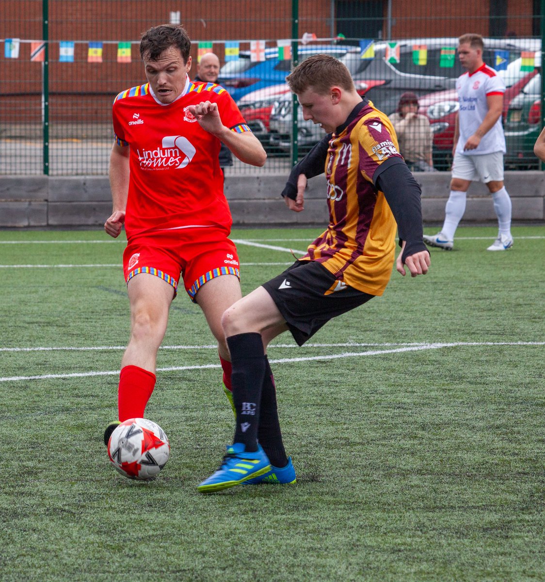 Lara palmer tweet media